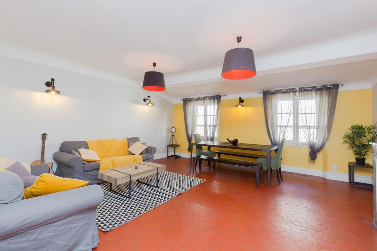 Backpackers Hostel Antibes Buitenkant foto