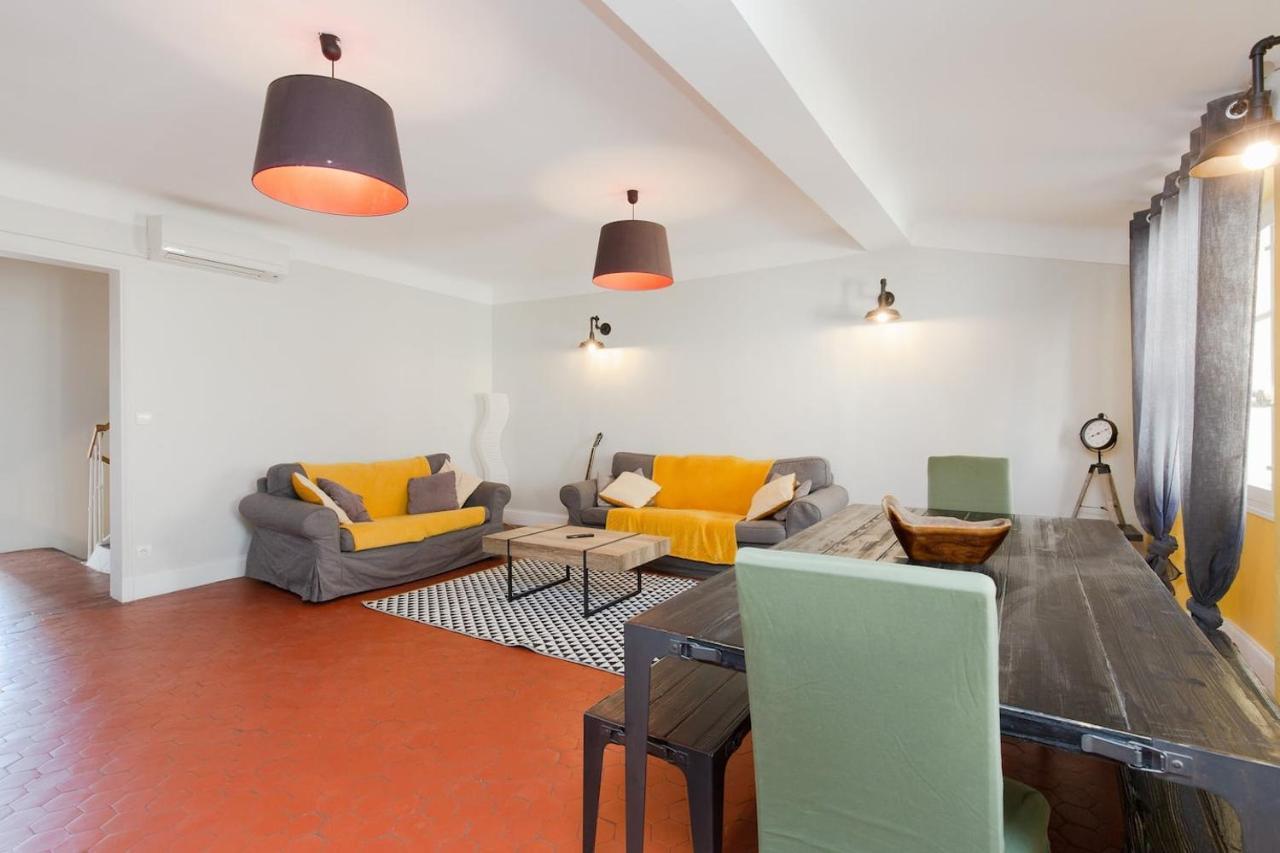 Backpackers Hostel Antibes Buitenkant foto