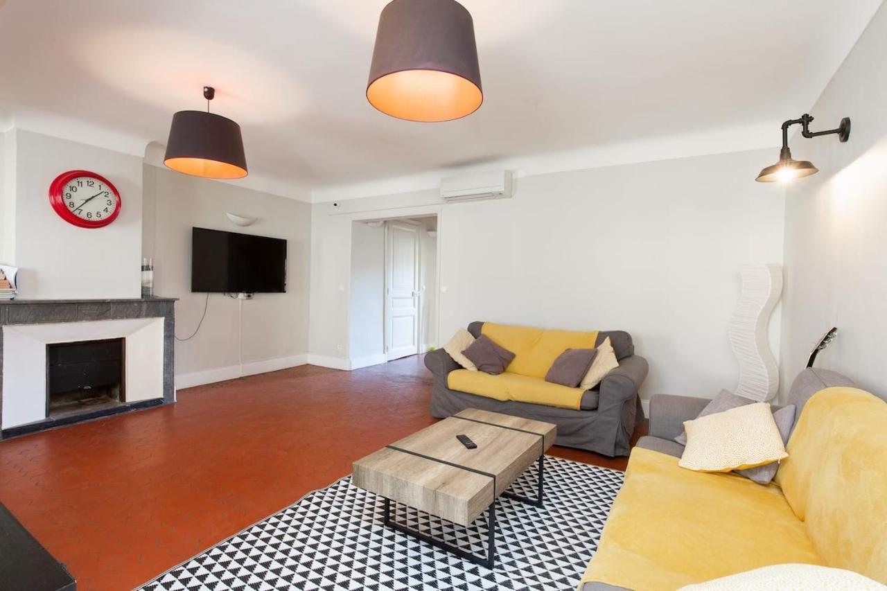 Backpackers Hostel Antibes Buitenkant foto